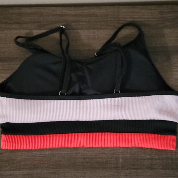 Colorblock Swimsuit - Picture 5 of 7